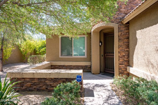 1527 E GARY Way, Phoenix, AZ 85042
