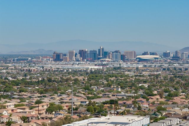1527 E GARY Way, Phoenix, AZ 85042