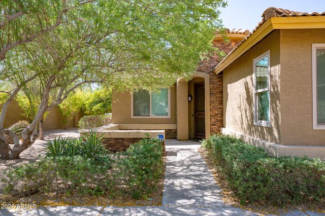 1527 E GARY Way, Phoenix, AZ 85042