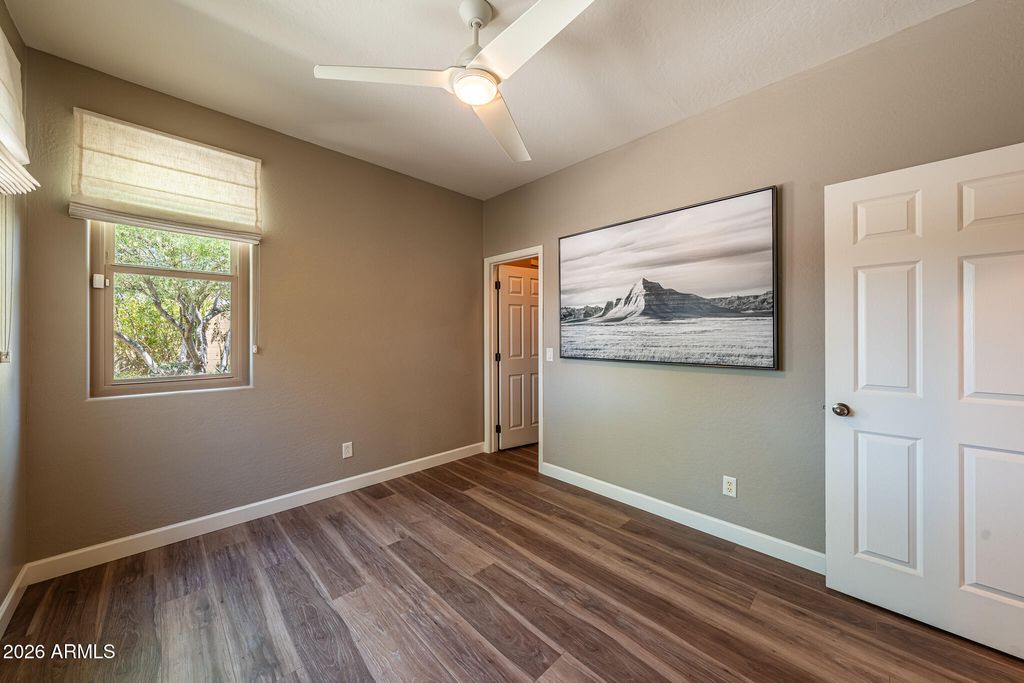 Image 39 of property listing at 1527 E GARY Way, Phoenix, AZ 85042