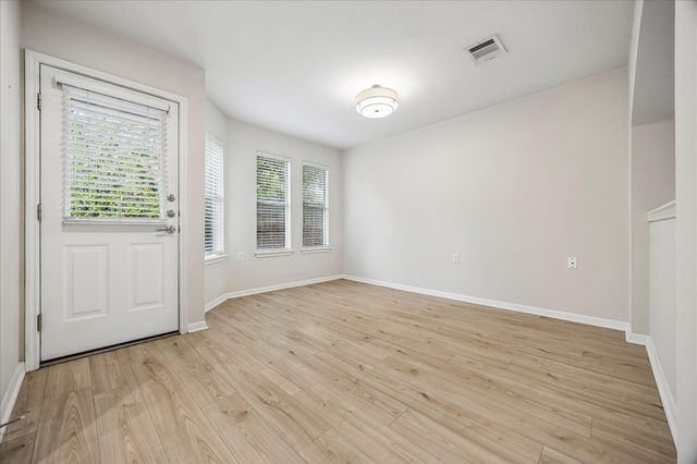 704 Fort Clark CV, Austin, TX 78745