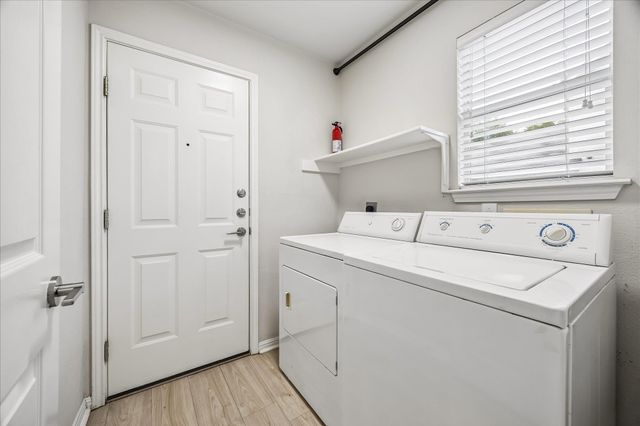 704 Fort Clark CV, Austin, TX 78745