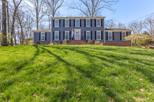 107 Nathan Forest Dr, Hendersonville, TN 37075