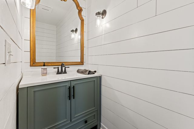 107 Nathan Forest Dr, Hendersonville, TN 37075