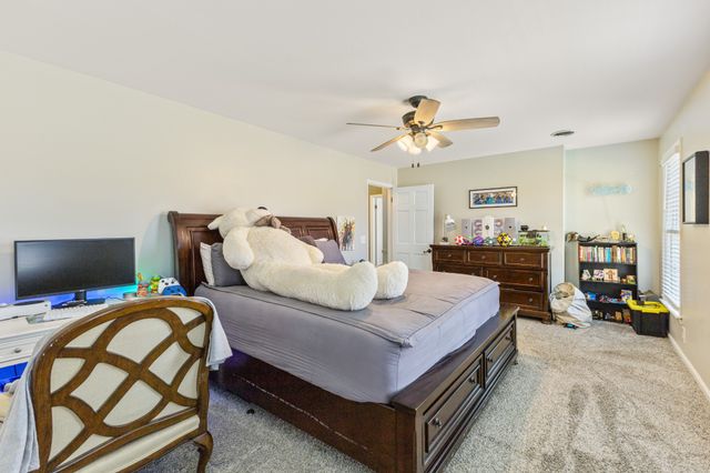 107 Nathan Forest Dr, Hendersonville, TN 37075