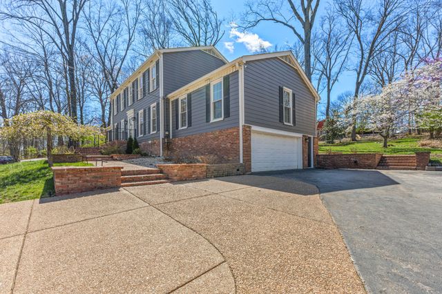 107 Nathan Forest Dr, Hendersonville, TN 37075