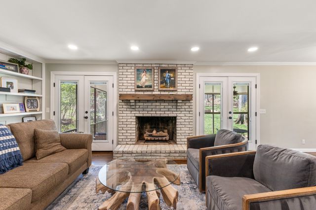 107 Nathan Forest Dr, Hendersonville, TN 37075