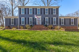 107 Nathan Forest Dr, Hendersonville, TN 37075