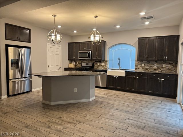 7714 Canon Walk St, Las Vegas, NV 89139