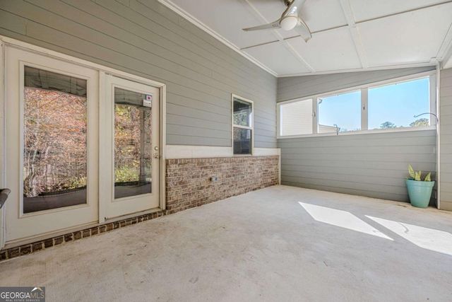 534 Paden Bluff Trail, Lawrenceville, GA 30044