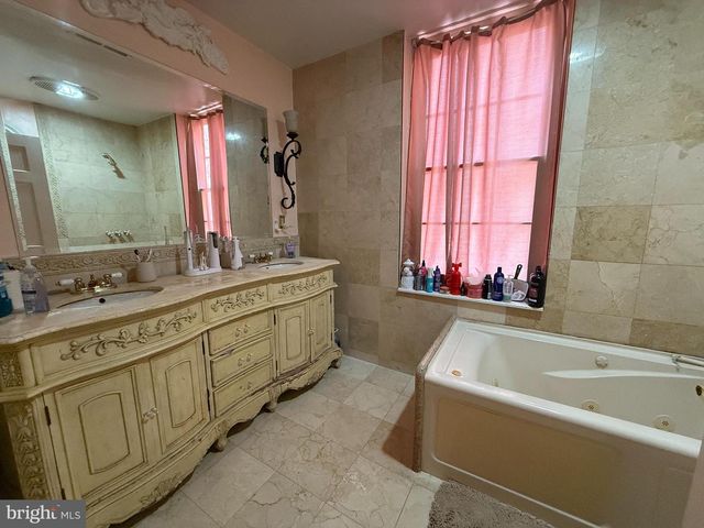 1516 NORTH ST, Philadelphia, PA 19130