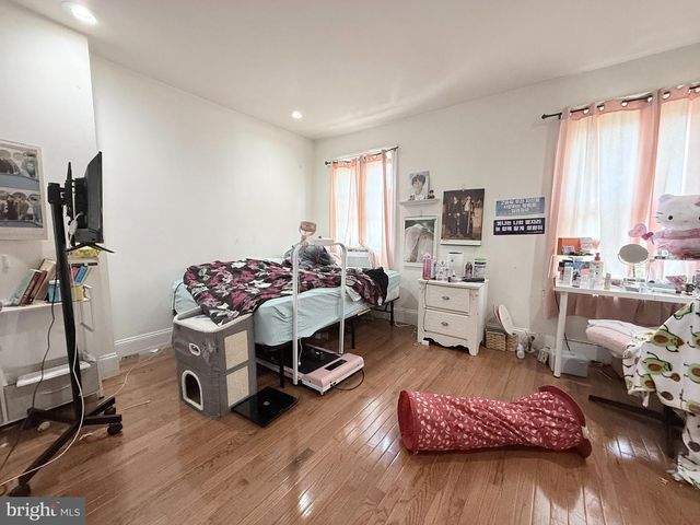 1516 NORTH ST, Philadelphia, PA 19130