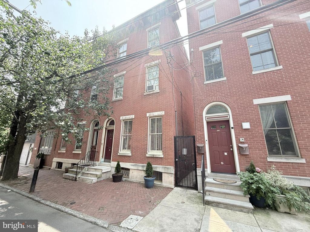 1516 NORTH ST, Philadelphia, PA 19130