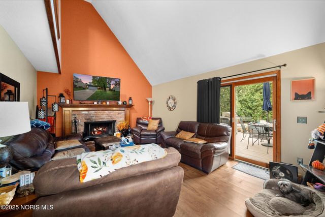 6025 Hawthorne Drive, Sylvania, OH 43560