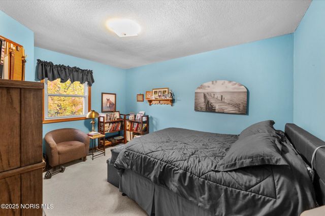 6025 Hawthorne Drive, Sylvania, OH 43560