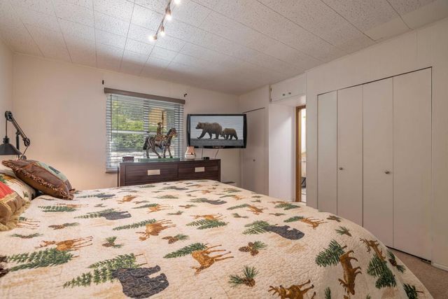 42966 Moonridge Road, Big Bear, CA 92315