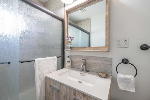 42966 Moonridge Road, Big Bear, CA 92315