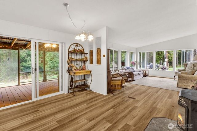 1120 Shaw Road, Bellingham, WA 98229
