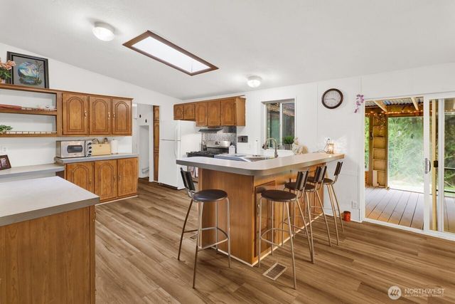 1120 Shaw Road, Bellingham, WA 98229