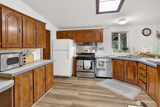 1120 Shaw Road, Bellingham, WA 98229