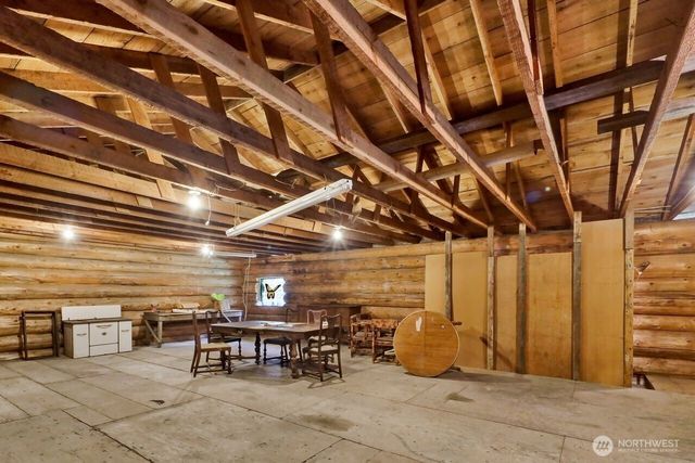 1120 Shaw Road, Bellingham, WA 98229