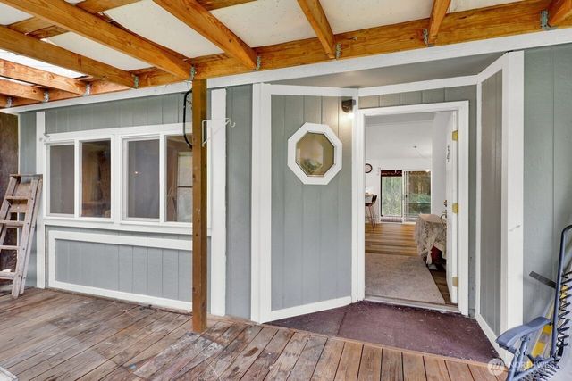 1120 Shaw Road, Bellingham, WA 98229