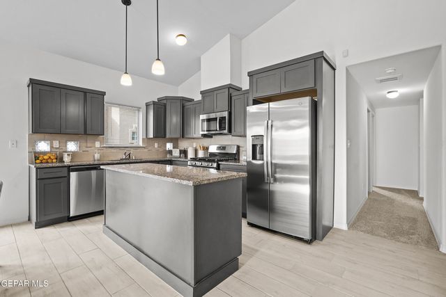 528 CEDARWOOD Avenue, El Paso, TX 79928