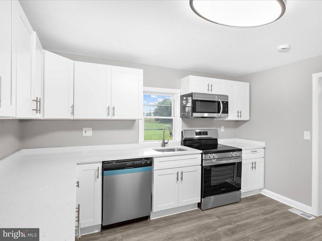 17411 N SETON AVE, Emmitsburg, MD 21727