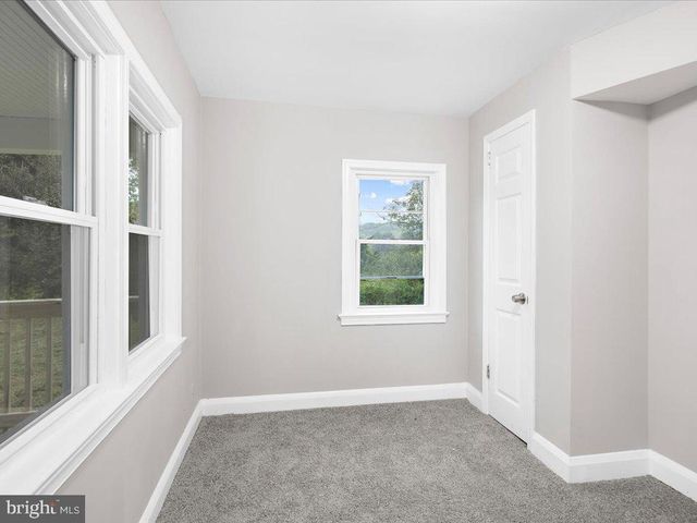 17411 N SETON AVE, Emmitsburg, MD 21727