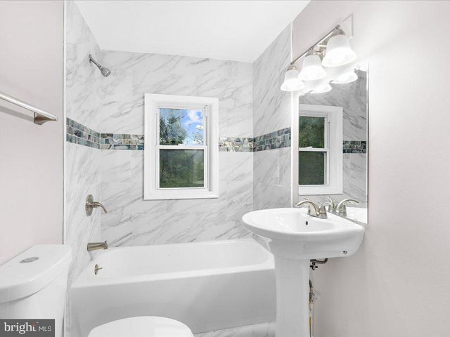 17411 N SETON AVE, Emmitsburg, MD 21727