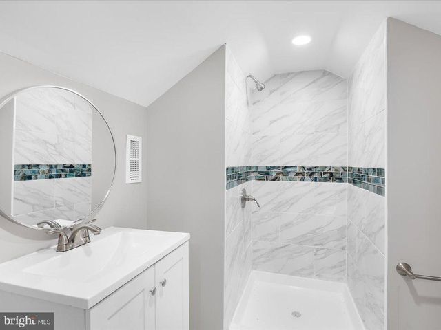 17411 N SETON AVE, Emmitsburg, MD 21727