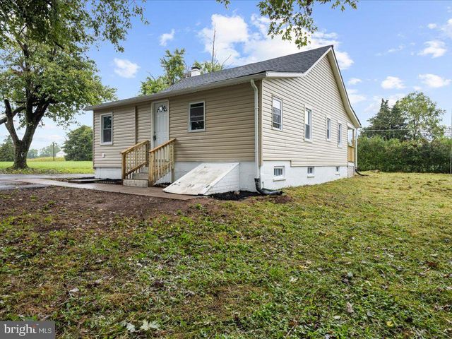17411 N SETON AVE, Emmitsburg, MD 21727
