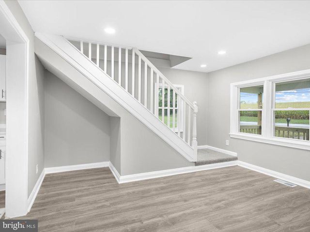 17411 N SETON AVE, Emmitsburg, MD 21727