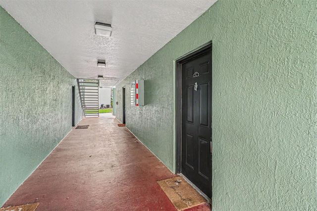 2031 DIXIE BELLE DRIVE 2031C, Orlando, FL 32812