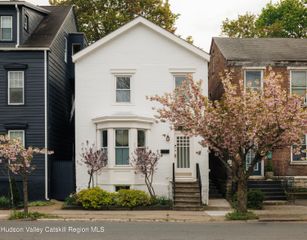 345 State Street, Hudson, NY 12534