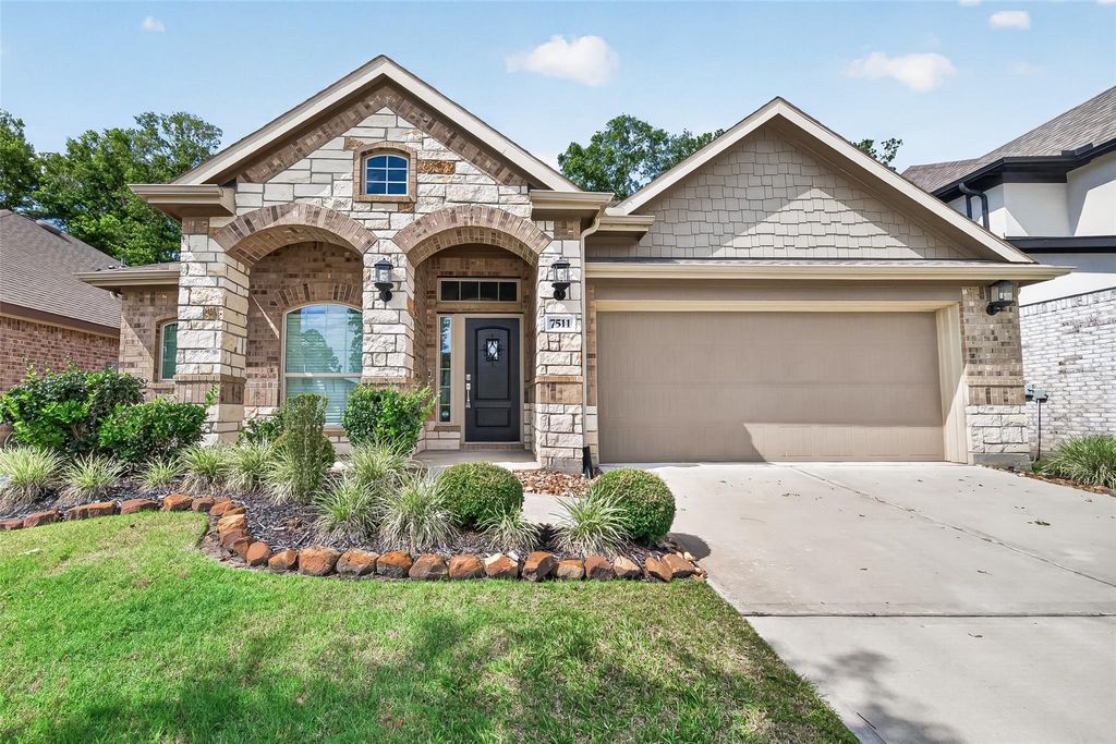 7511 Enchanted Rock Court, Porter, TX 77365
