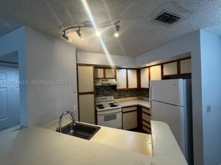 3360 N Pinewalk Dr N 1324, Margate, FL 33063