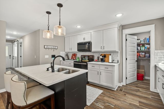 605 N Dixie Ave, Cookeville, TN 38501