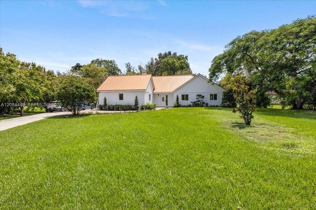 5600 SW 195th Terrace, Southwest Ranches, FL 33332