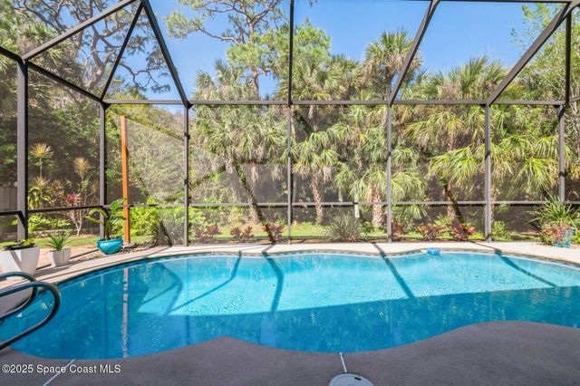 8018 Kingswood Way, Melbourne, FL 32940