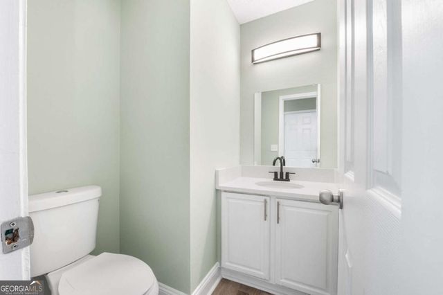 3948 Old Lantern Drive, Lithonia, GA 30038