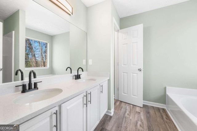 3948 Old Lantern Drive, Lithonia, GA 30038