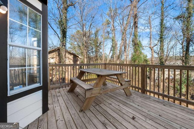 3948 Old Lantern Drive, Lithonia, GA 30038