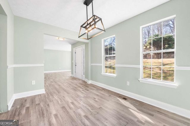 3948 Old Lantern Drive, Lithonia, GA 30038