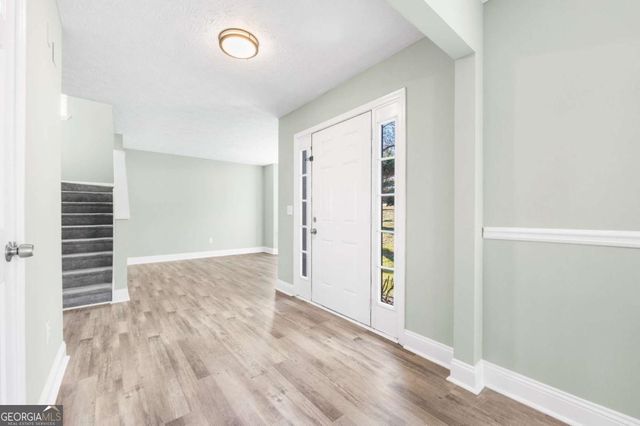 3948 Old Lantern Drive, Lithonia, GA 30038