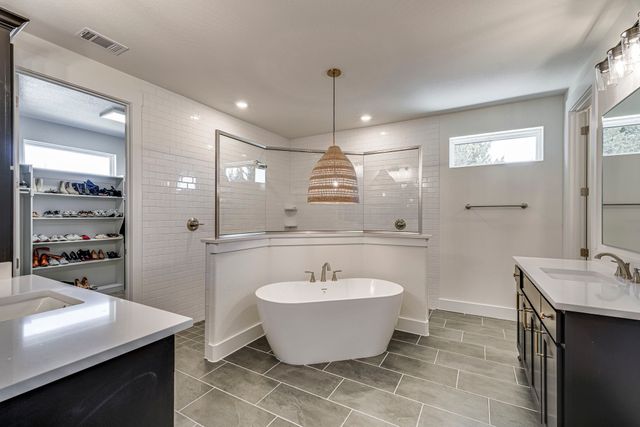 2770 Fireside Drive, Midlothian, TX 76065