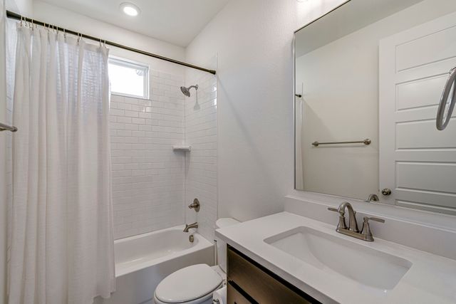 2770 Fireside Drive, Midlothian, TX 76065