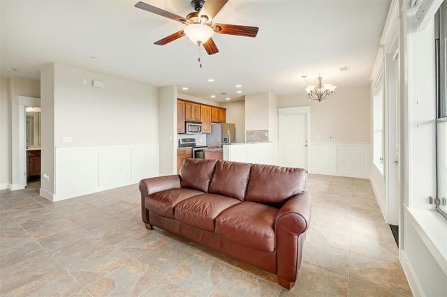 17720 Maritime Point DR 101, Jonestown, TX 78645