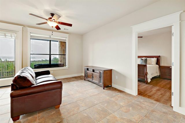 17720 Maritime Point DR 101, Jonestown, TX 78645