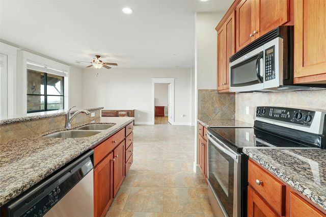 17720 Maritime Point DR 101, Jonestown, TX 78645